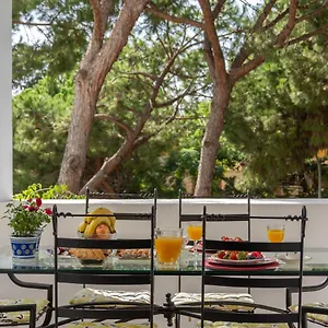 https://sf-marbella-luxury-beach-apartment-jardines-de-las-golondrinas.es-andalucia.com