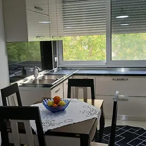Qetesia , Zhaban Albanien